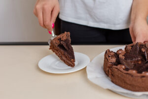 Eat Cake Without Glucose Spikes